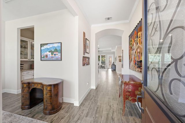 207 Arabian Drive, The Woodlands, TX 77382