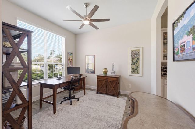 207 Arabian Drive, The Woodlands, TX 77382