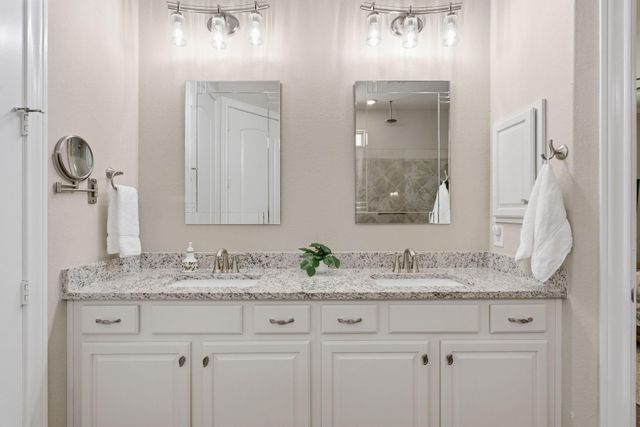 207 Arabian Drive, The Woodlands, TX 77382