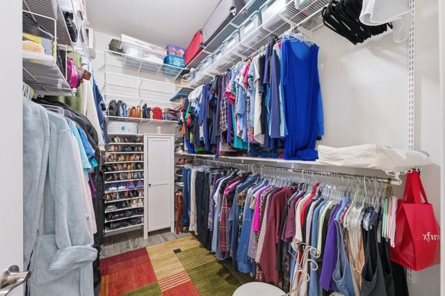 207 Arabian Drive, The Woodlands, TX 77382