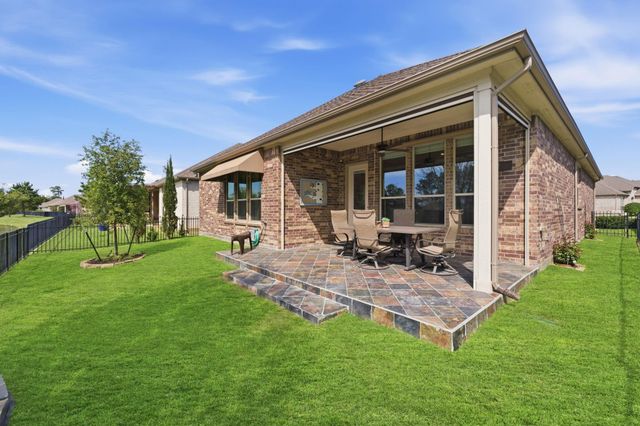 207 Arabian Drive, The Woodlands, TX 77382