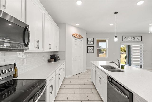 1458 FLATWOOD STREET, St Cloud, FL 34771