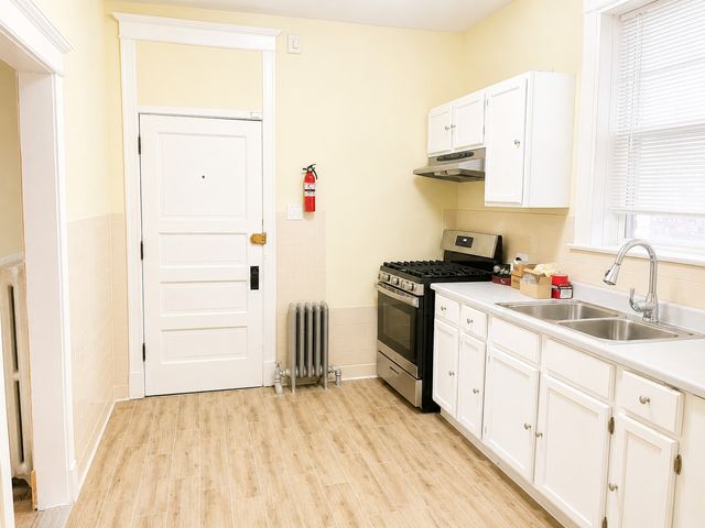 1320 W 64th Street 1, Chicago, IL 60636