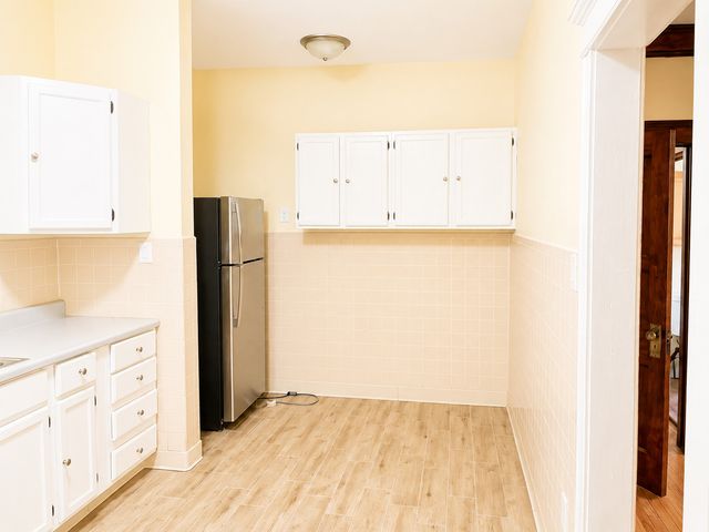 1320 W 64th Street 1, Chicago, IL 60636
