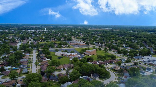 539 E 169th Street, South Holland, IL 60473