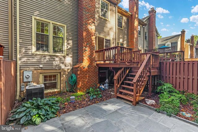 2850 KELLY SQ, Vienna, VA 22181