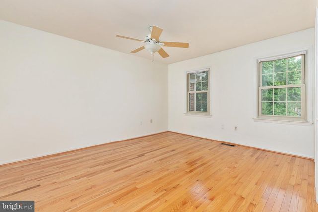 2850 KELLY SQ, Vienna, VA 22181