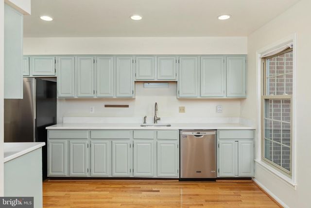 2850 KELLY SQ, Vienna, VA 22181