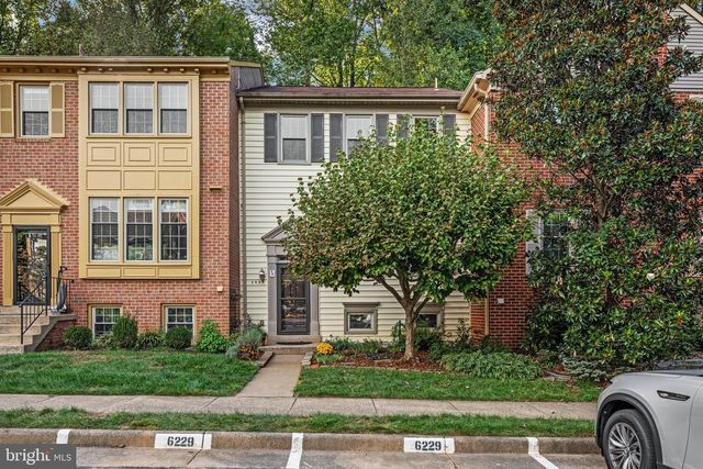 2850 KELLY SQ, Vienna, VA 22181