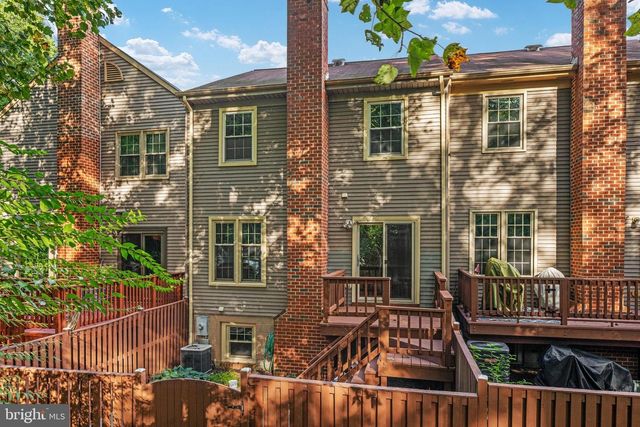 2850 KELLY SQ, Vienna, VA 22181