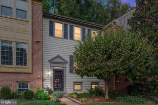 2850 KELLY SQ, Vienna, VA 22181