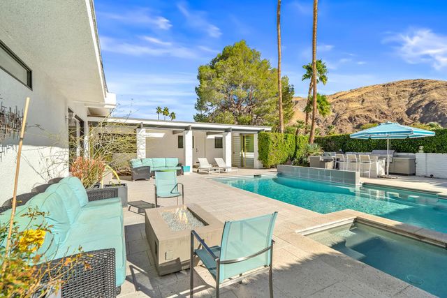 1350 E Murray Canyon Drive, Palm Springs, CA 92264