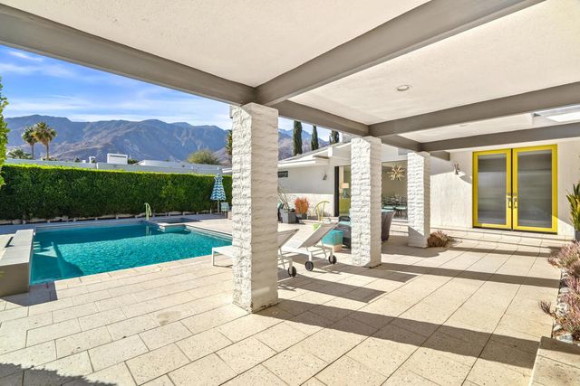 1350 E Murray Canyon Drive, Palm Springs, CA 92264