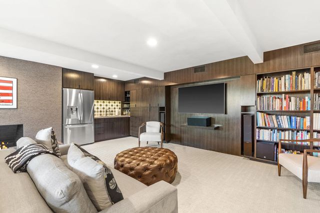 1350 E Murray Canyon Drive, Palm Springs, CA 92264