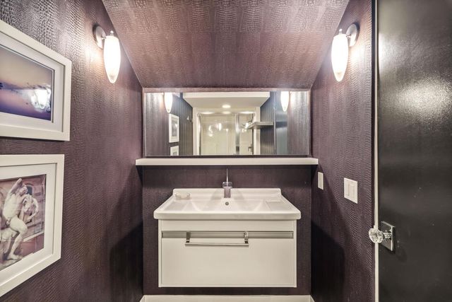 1350 E Murray Canyon Drive, Palm Springs, CA 92264