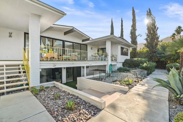 1350 E Murray Canyon Drive, Palm Springs, CA 92264