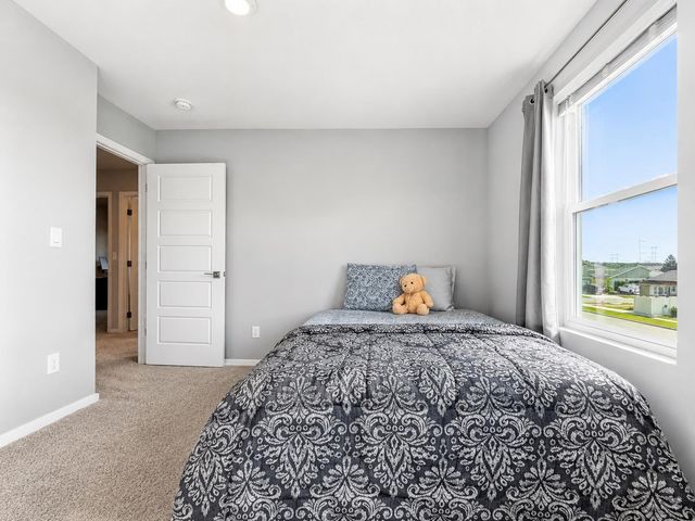 12126 N Greene St, Mead, WA 99021