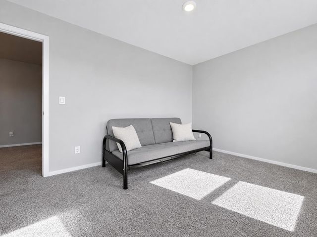 12126 N Greene St, Mead, WA 99021