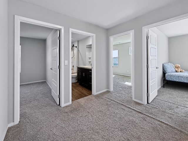 12126 N Greene St, Mead, WA 99021