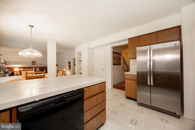 892 CARRIAGE WAY, Lansdale, PA 19446