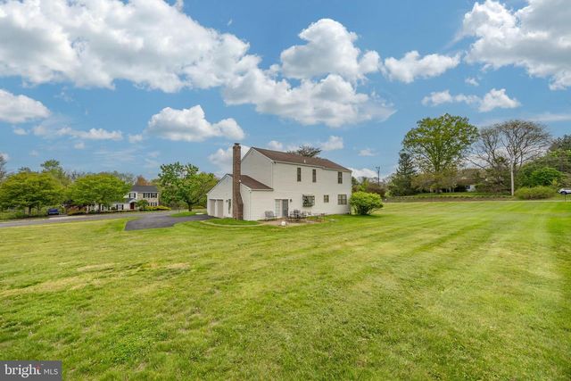 892 CARRIAGE WAY, Lansdale, PA 19446