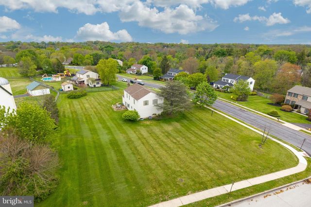 892 CARRIAGE WAY, Lansdale, PA 19446