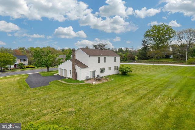 892 CARRIAGE WAY, Lansdale, PA 19446