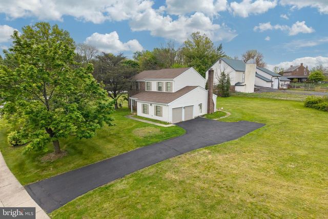 892 CARRIAGE WAY, Lansdale, PA 19446