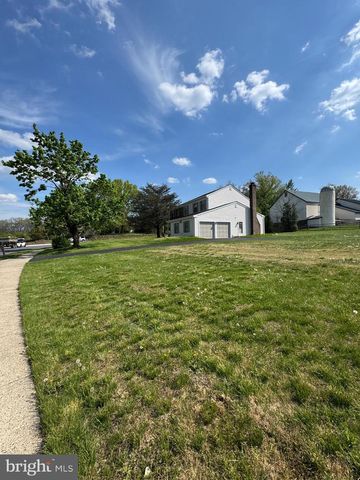 892 CARRIAGE WAY, Lansdale, PA 19446