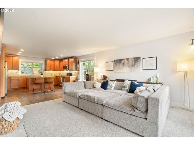 16351 Se MERGANSER Ct, Milwaukie, OR 97267