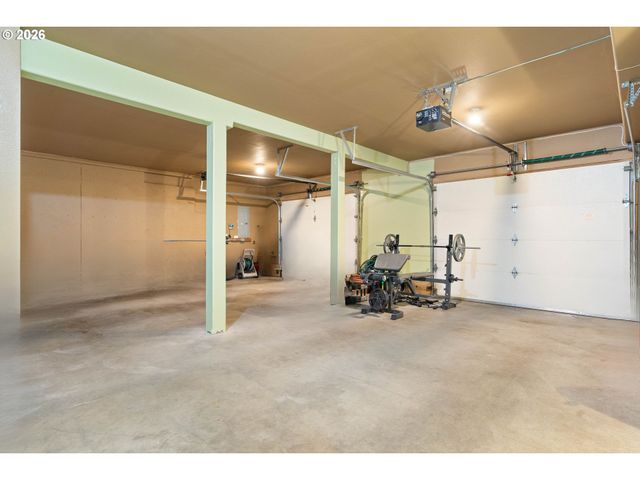 16351 Se MERGANSER Ct, Milwaukie, OR 97267