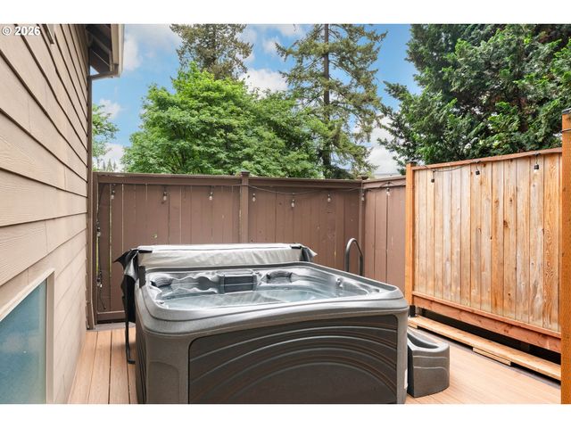 16351 Se MERGANSER Ct, Milwaukie, OR 97267