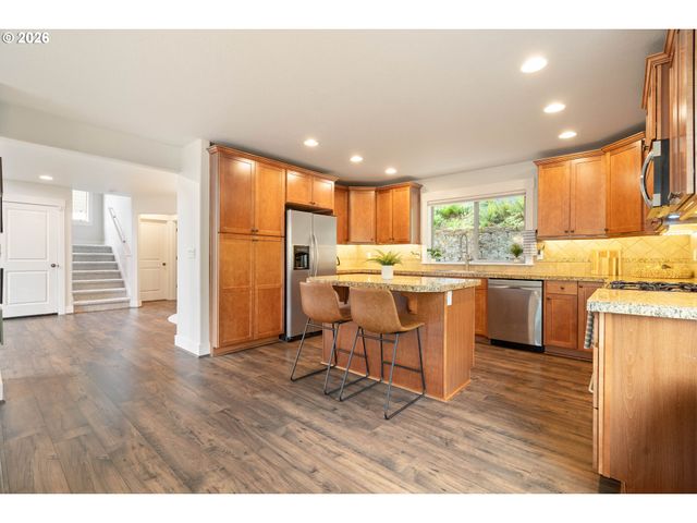 16351 Se MERGANSER Ct, Milwaukie, OR 97267