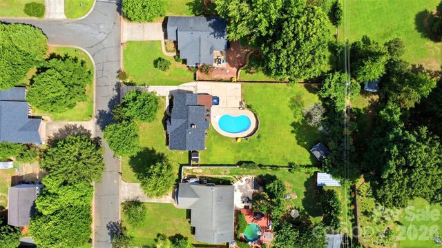 14848 Rothwell Drive, Mint Hill, NC 28227