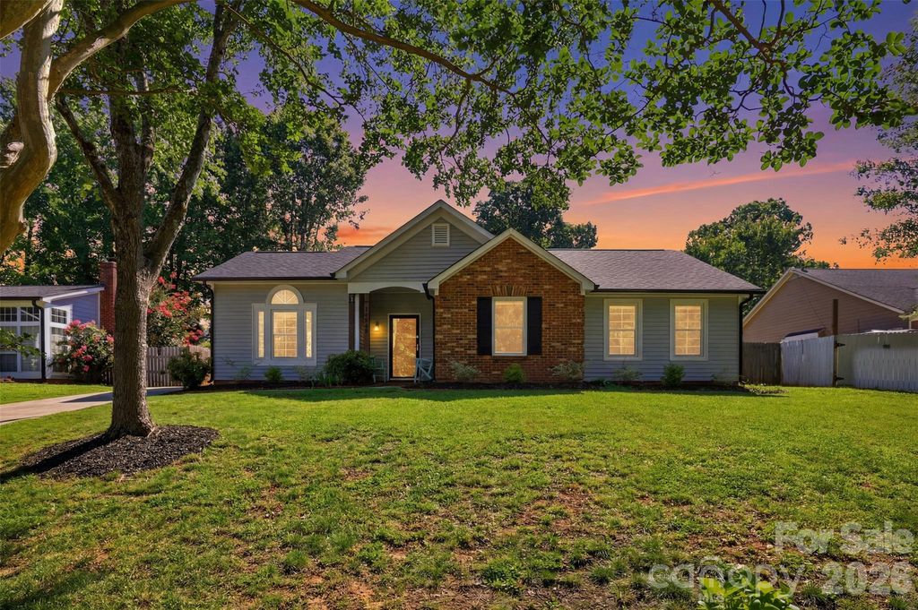14848 Rothwell Drive, Mint Hill, NC 28227