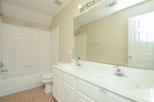 5101 Big Spring Drive, Pearland, TX 77584