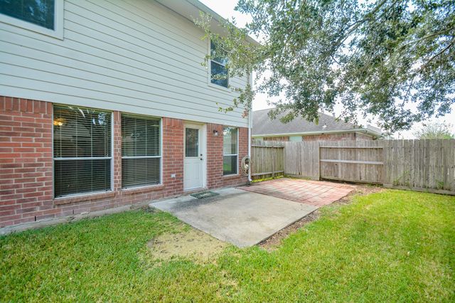 5101 Big Spring Drive, Pearland, TX 77584