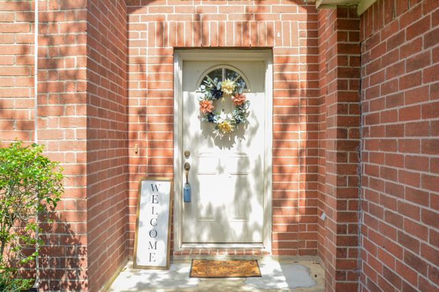 5101 Big Spring Drive, Pearland, TX 77584