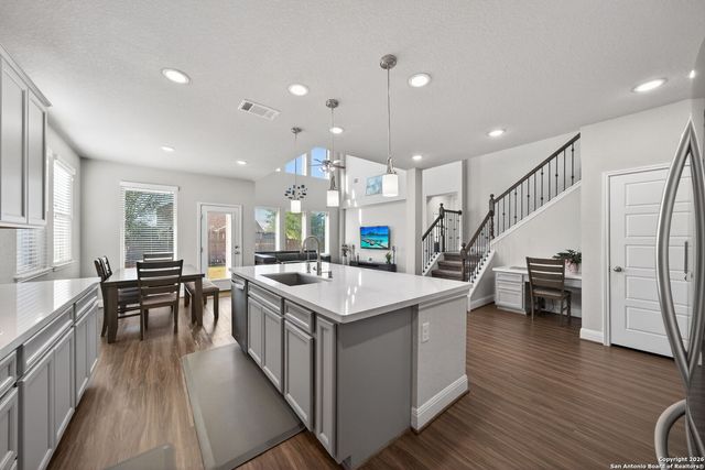 2330 Olive, San Antonio, TX 78259