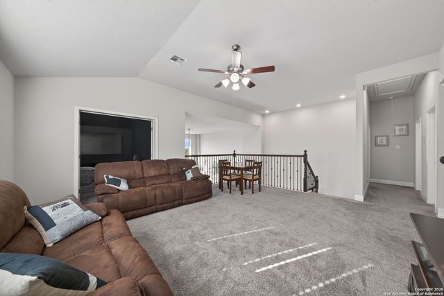 2330 Olive, San Antonio, TX 78259