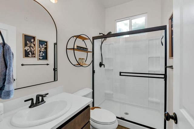 1201 Gypsum Dr, Los Banos, CA 93635