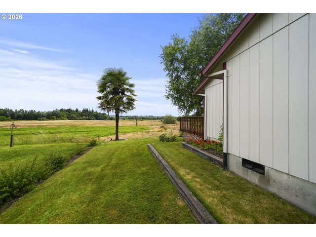 1399 Se DUKE Dr, Hillsboro, OR 97123