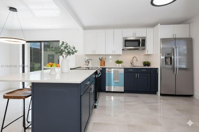 16461 Blatt Boulevard 104, Weston, FL 33326