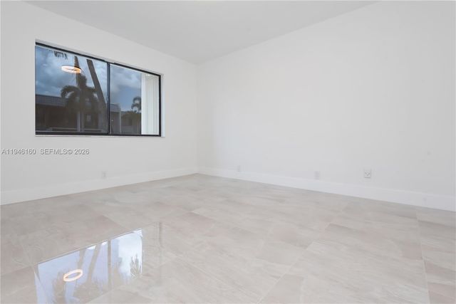 16461 Blatt Boulevard 104, Weston, FL 33326