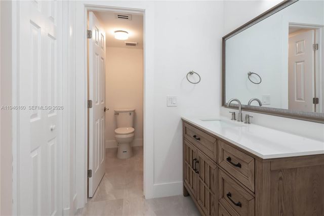 16461 Blatt Boulevard 104, Weston, FL 33326