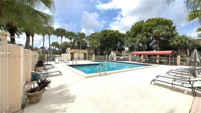 16461 Blatt Boulevard 104, Weston, FL 33326
