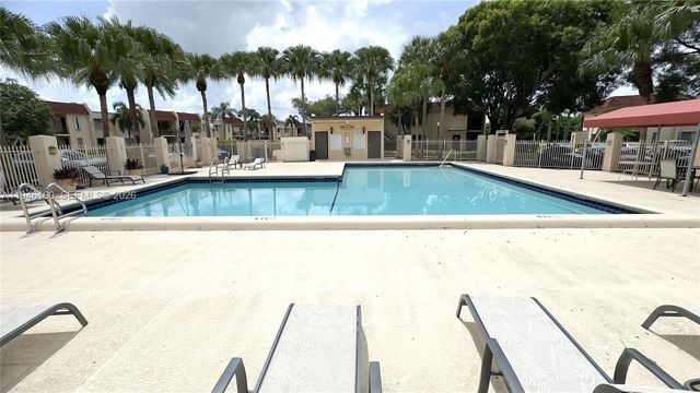 16461 Blatt Boulevard 104, Weston, FL 33326