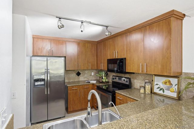 7003 Saranac Street 103, San Diego, CA 92115