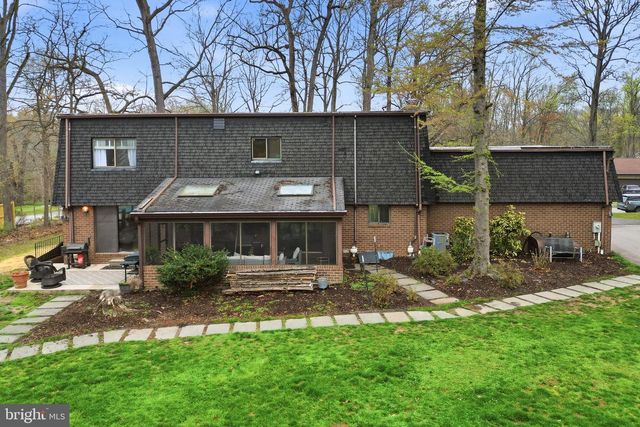 3413 ENGLEMEADE RD, Pikesville, MD 21208