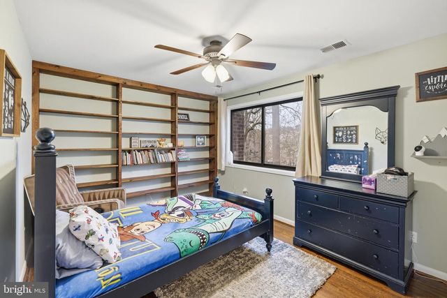 3413 ENGLEMEADE RD, Pikesville, MD 21208